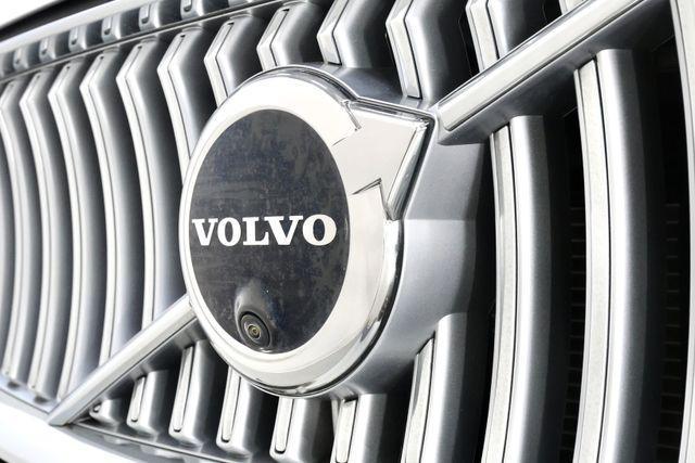 used 2023 Volvo XC90 car, priced at $47,990