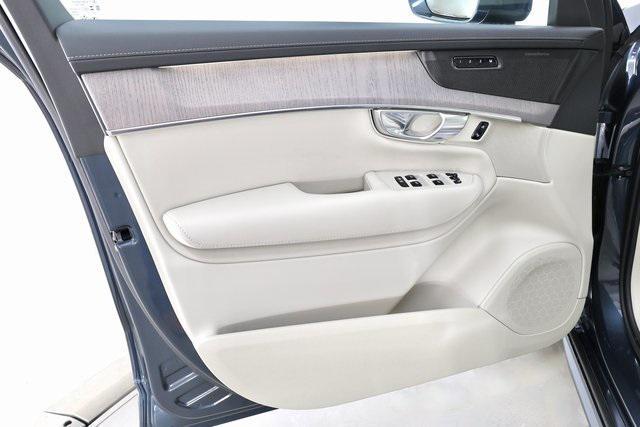 new 2026 Volvo XC90 car, priced at $71,655