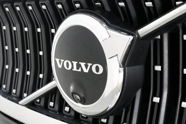 used 2025 Volvo V60 Cross Country car, priced at $37,890