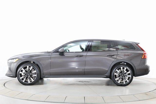 used 2025 Volvo V60 Cross Country car, priced at $37,990