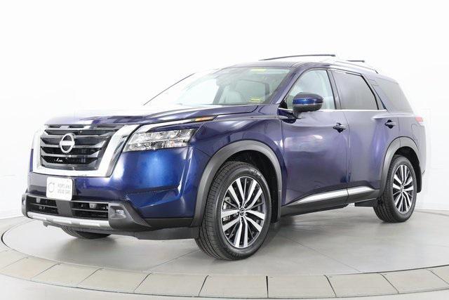 used 2022 Nissan Pathfinder car, priced at $32,790