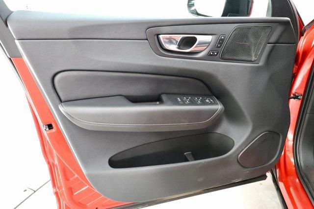 used 2023 Volvo XC60 car, priced at $38,990