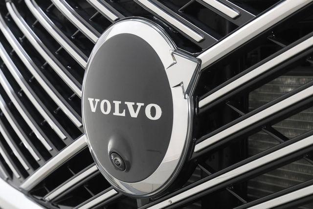 new 2026 Volvo XC90 car, priced at $68,445