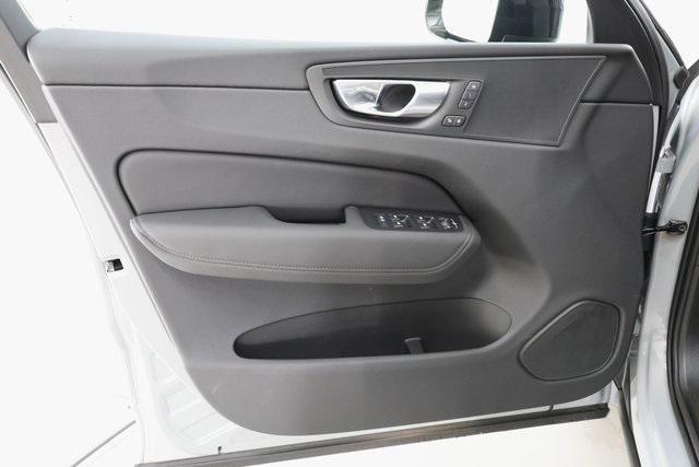 new 2026 Volvo XC60 Plug-In Hybrid car, priced at $67,285