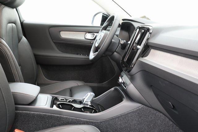new 2026 Volvo XC40 car, priced at $48,150