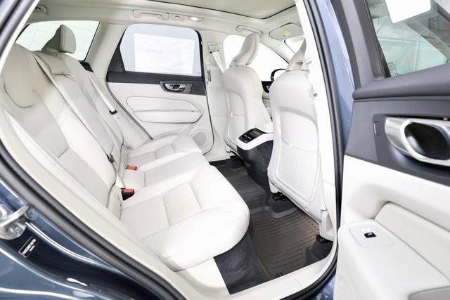 new 2026 Volvo XC60 car, priced at $61,935