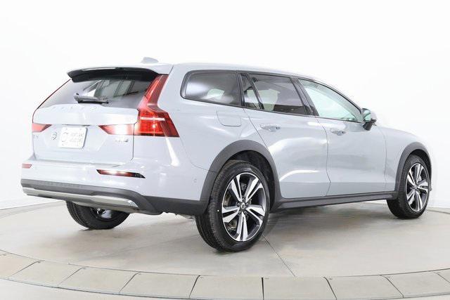 new 2026 Volvo V60 Cross Country car, priced at $55,545