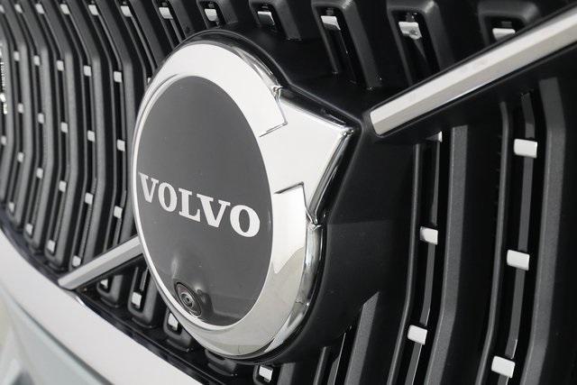 new 2026 Volvo V60 Cross Country car, priced at $55,545