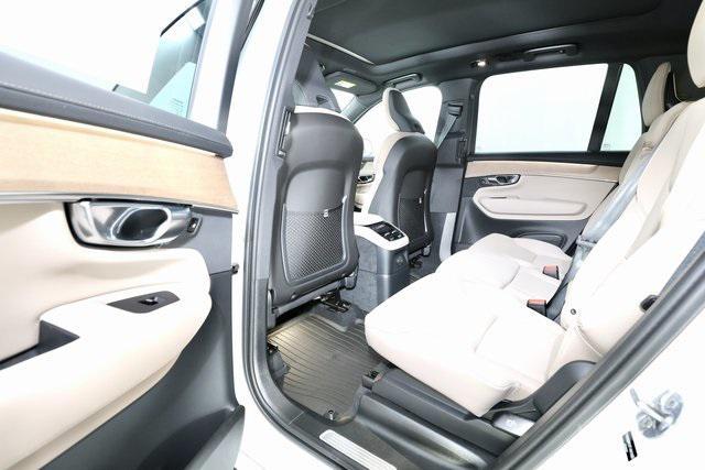 new 2026 Volvo XC90 Plug-In Hybrid car, priced at $79,375