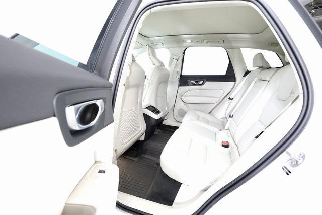 new 2026 Volvo XC60 car, priced at $61,935