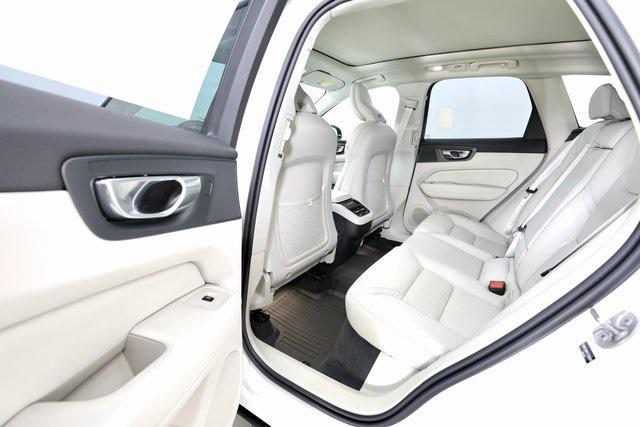 new 2026 Volvo XC60 car, priced at $61,935