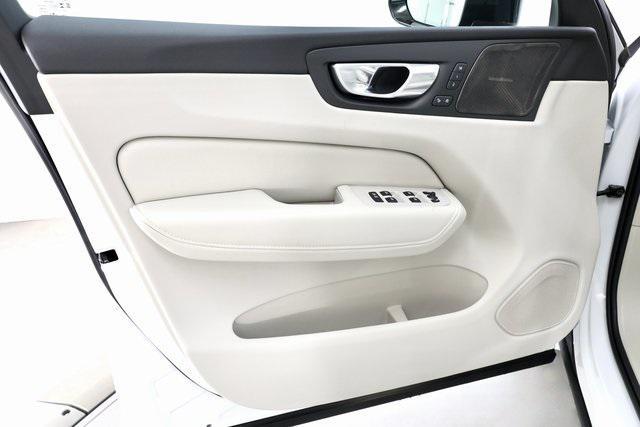 new 2026 Volvo XC60 car, priced at $61,935