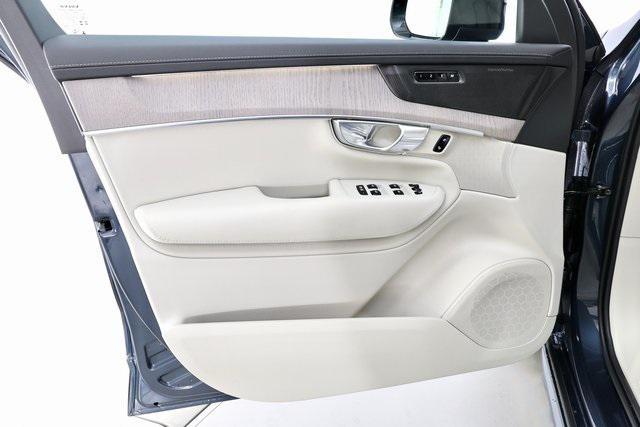 new 2026 Volvo XC90 car, priced at $69,450