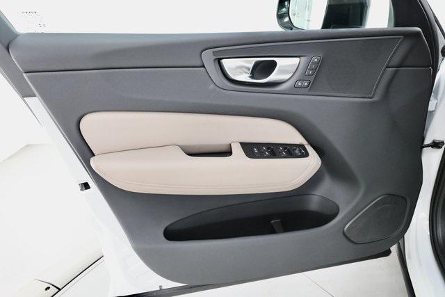 new 2026 Volvo XC60 car, priced at $55,985