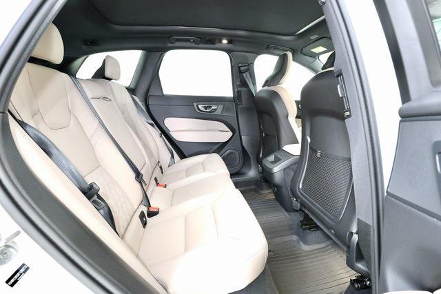 new 2026 Volvo XC60 car, priced at $55,985