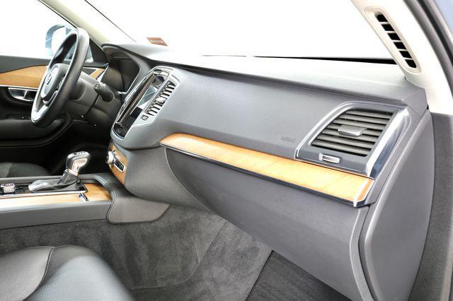 used 2022 Volvo XC90 car, priced at $31,990