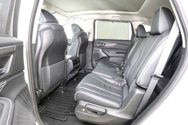 used 2022 Acura MDX car, priced at $33,689