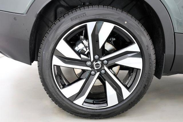 new 2026 Volvo XC40 car, priced at $47,909