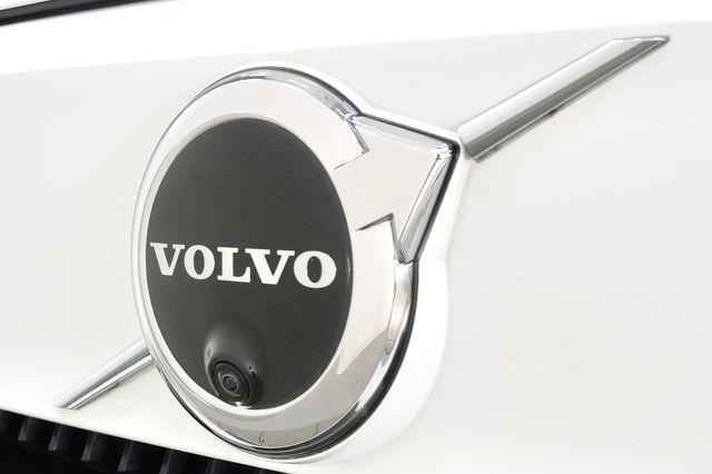 used 2023 Volvo C40 Recharge Pure Electric car, priced at $25,990
