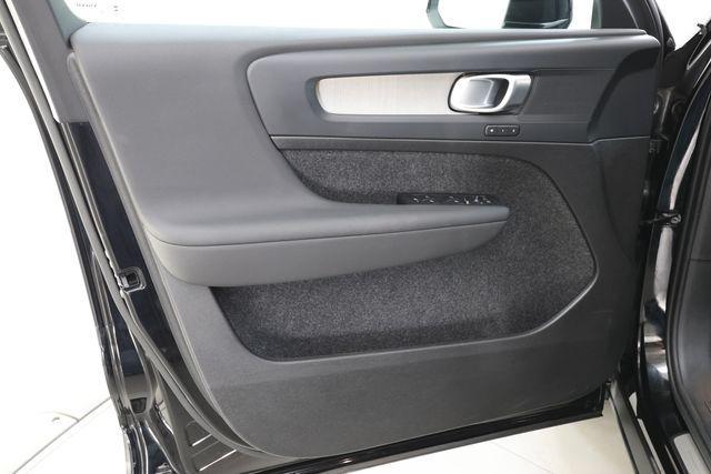 used 2025 Volvo XC40 car, priced at $34,389