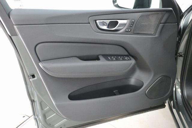 new 2026 Volvo XC60 car, priced at $55,990