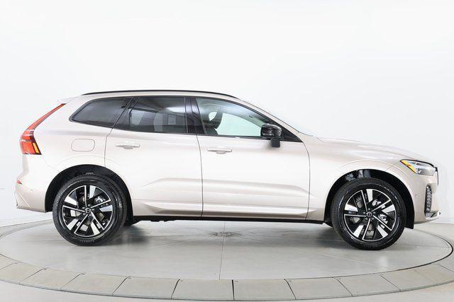 new 2026 Volvo XC60 car, priced at $51,274