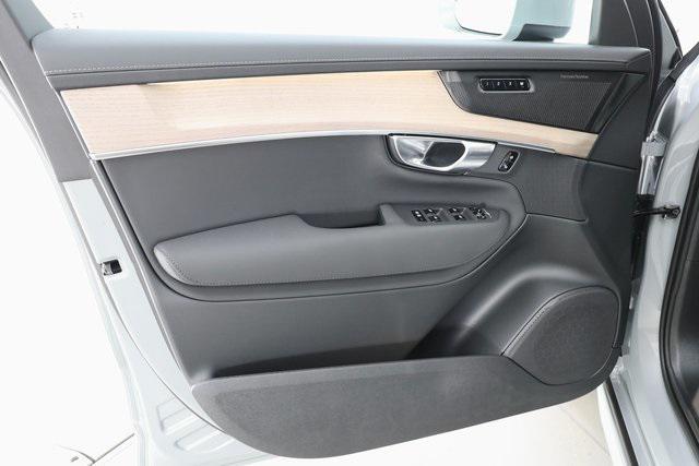 new 2026 Volvo XC90 car, priced at $69,825