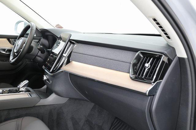 new 2026 Volvo XC90 car, priced at $69,825