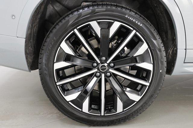 new 2026 Volvo XC90 car, priced at $69,825