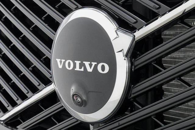 new 2026 Volvo XC60 car, priced at $56,360