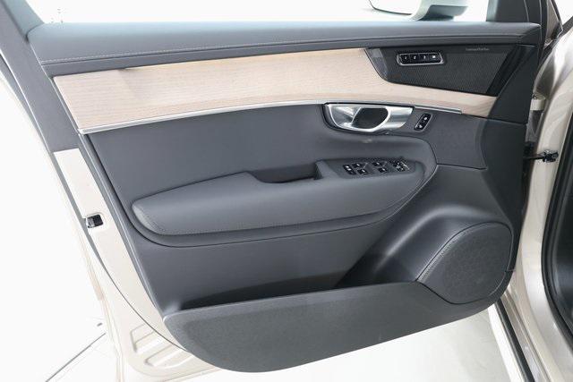 new 2026 Volvo XC90 car, priced at $69,630