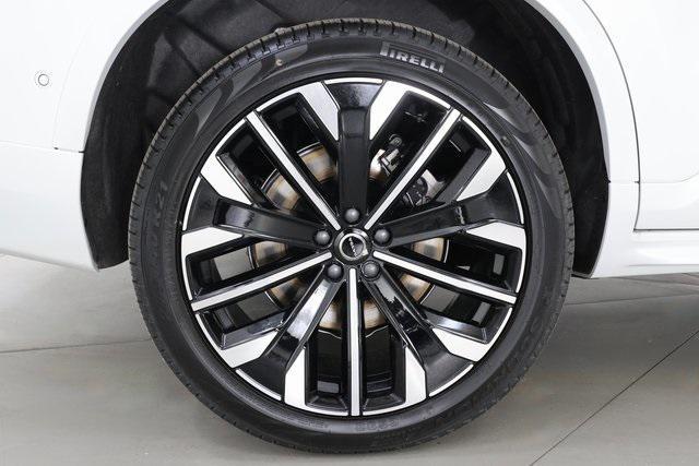 new 2026 Volvo XC90 Plug-In Hybrid car, priced at $79,495