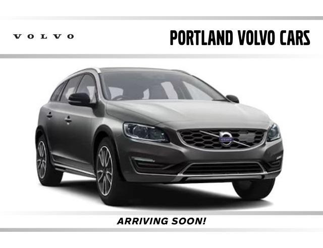 used 2018 Volvo V60 Cross Country car, priced at $15,990