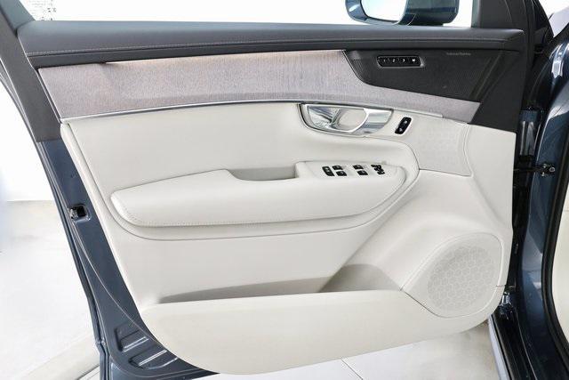 new 2026 Volvo XC90 car, priced at $73,155