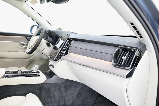 new 2026 Volvo XC90 car, priced at $73,155