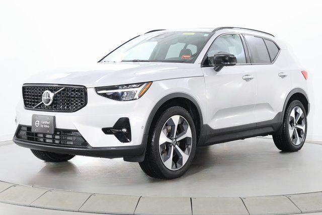 used 2025 Volvo XC40 car, priced at $33,790