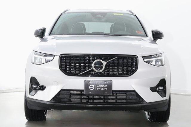 used 2025 Volvo XC40 car, priced at $32,990