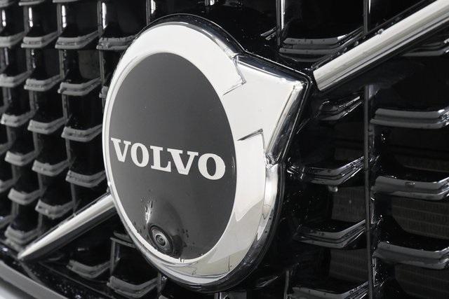 used 2025 Volvo XC40 car, priced at $32,990