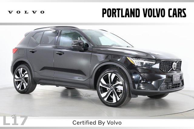used 2025 Volvo XC40 car, priced at $31,990