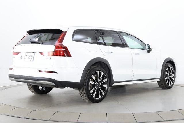 new 2026 Volvo V60 Cross Country car, priced at $60,204