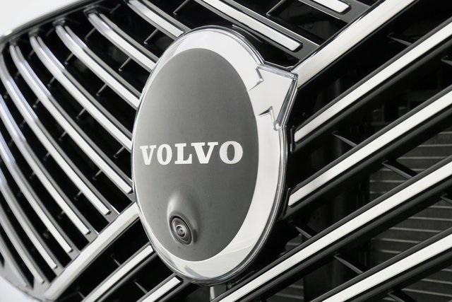 new 2026 Volvo XC90 car, priced at $69,945