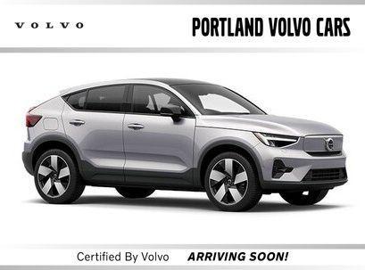 used 2023 Volvo C40 Recharge Pure Electric car, priced at $25,990