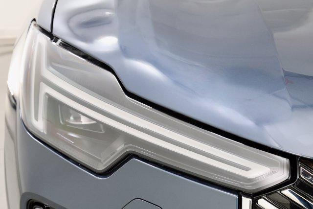 new 2027 Volvo XC90 car, priced at $64,059