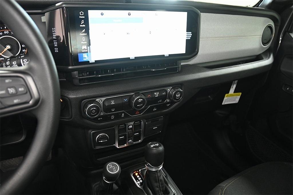 new 2025 Jeep Wrangler car, priced at $32,400