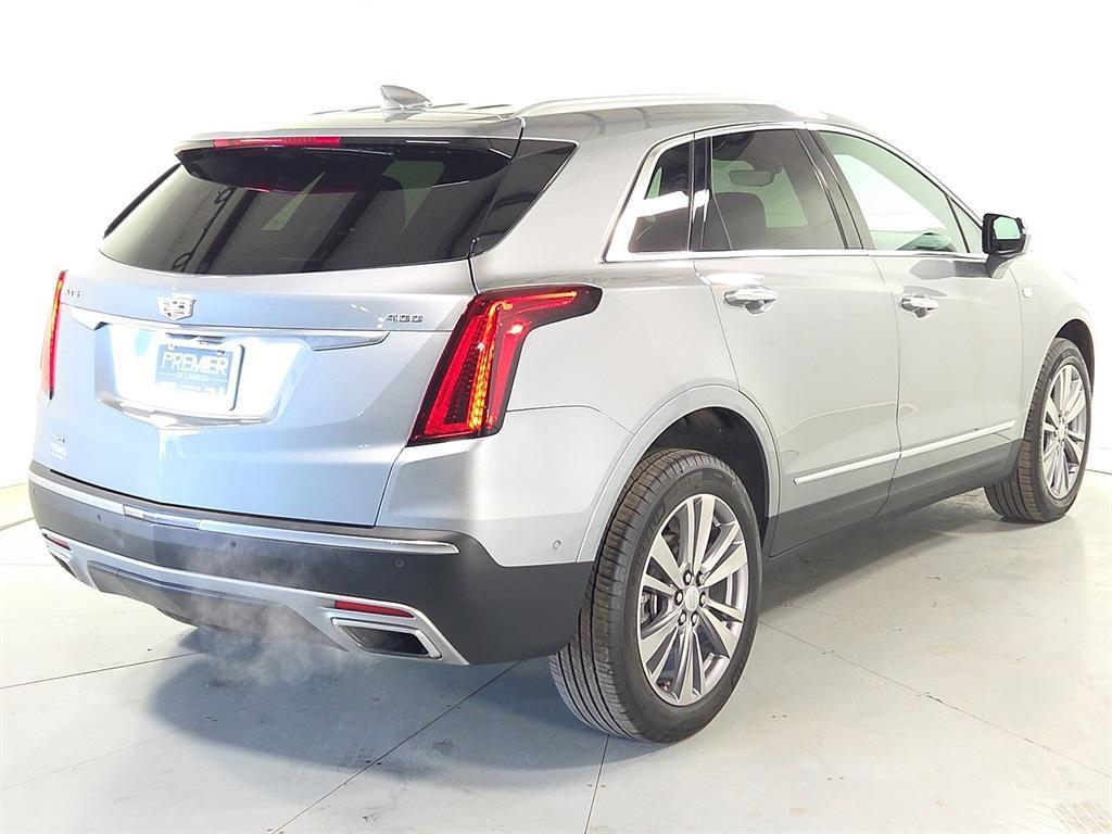 used 2025 Cadillac XT5 car, priced at $42,911