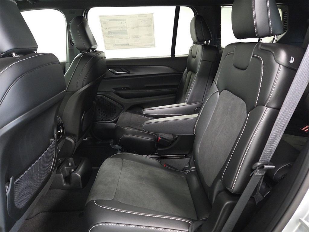 new 2025 Jeep Grand Cherokee L car, priced at $45,419