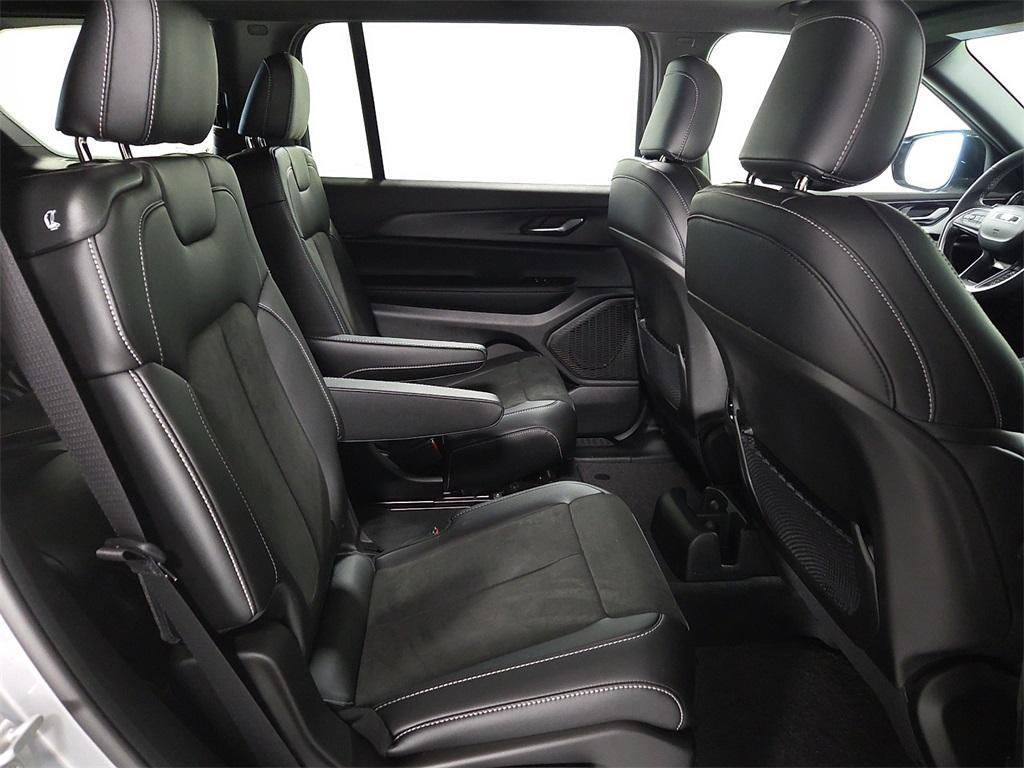 new 2025 Jeep Grand Cherokee L car, priced at $45,419