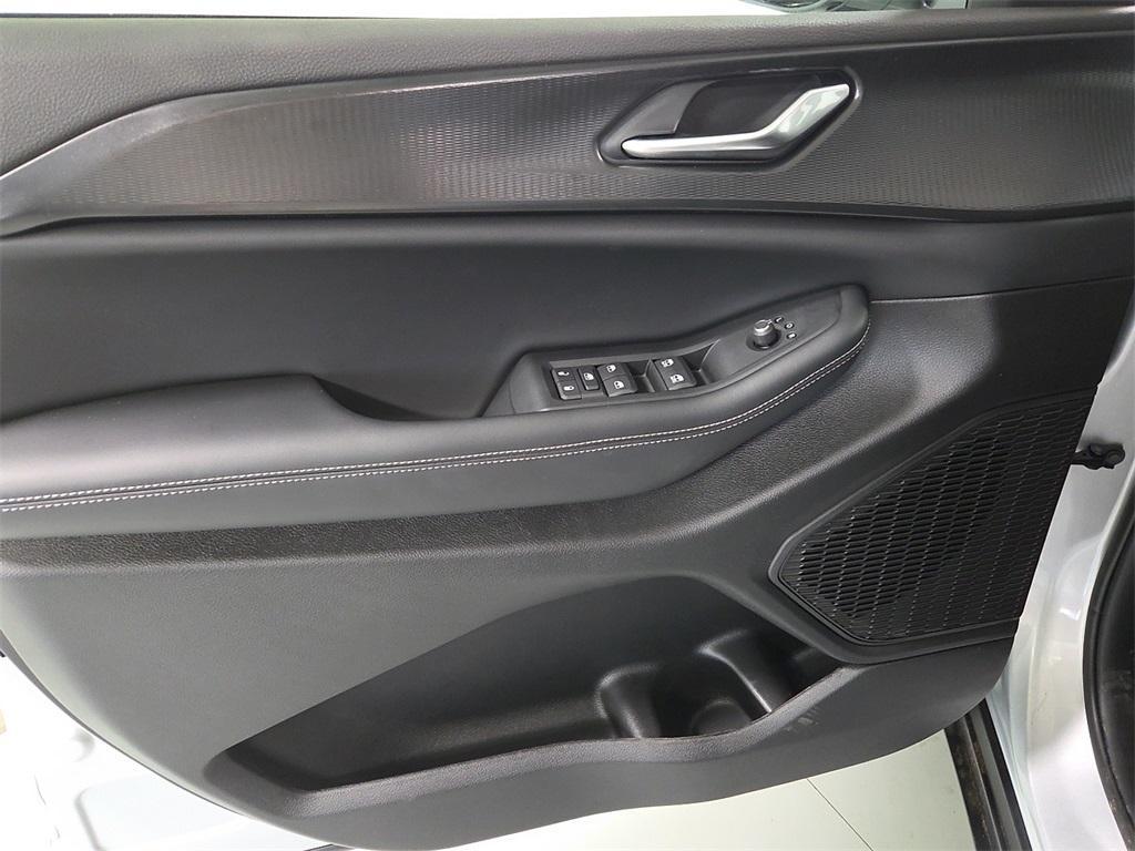 new 2025 Jeep Grand Cherokee L car, priced at $45,419