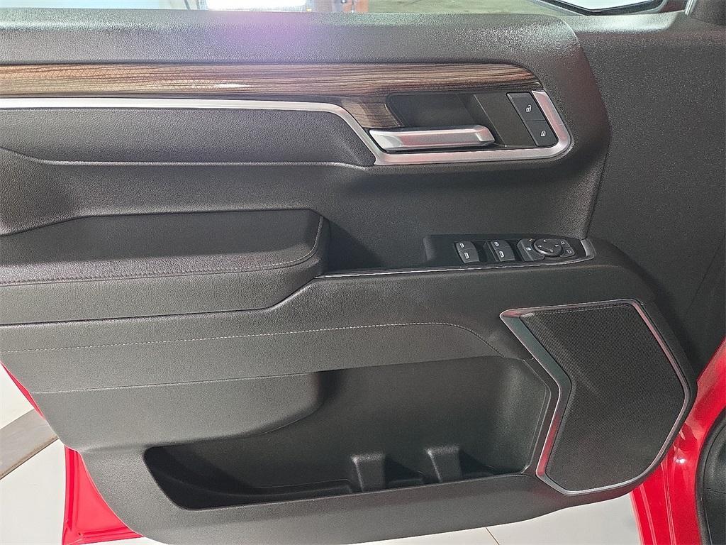 used 2022 Chevrolet Silverado 1500 car, priced at $28,360