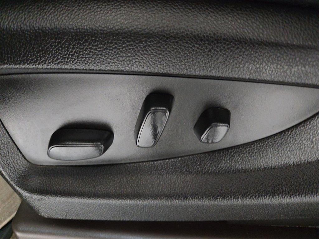 used 2016 GMC Sierra 1500 car, priced at $21,169